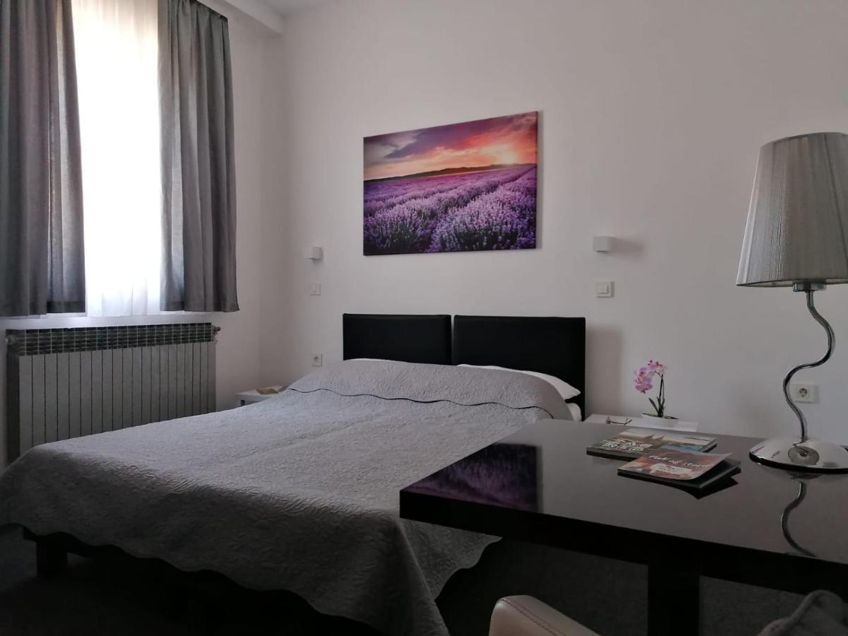 Grand Bells Bed And Breakfast Zagreb Eksteriør billede