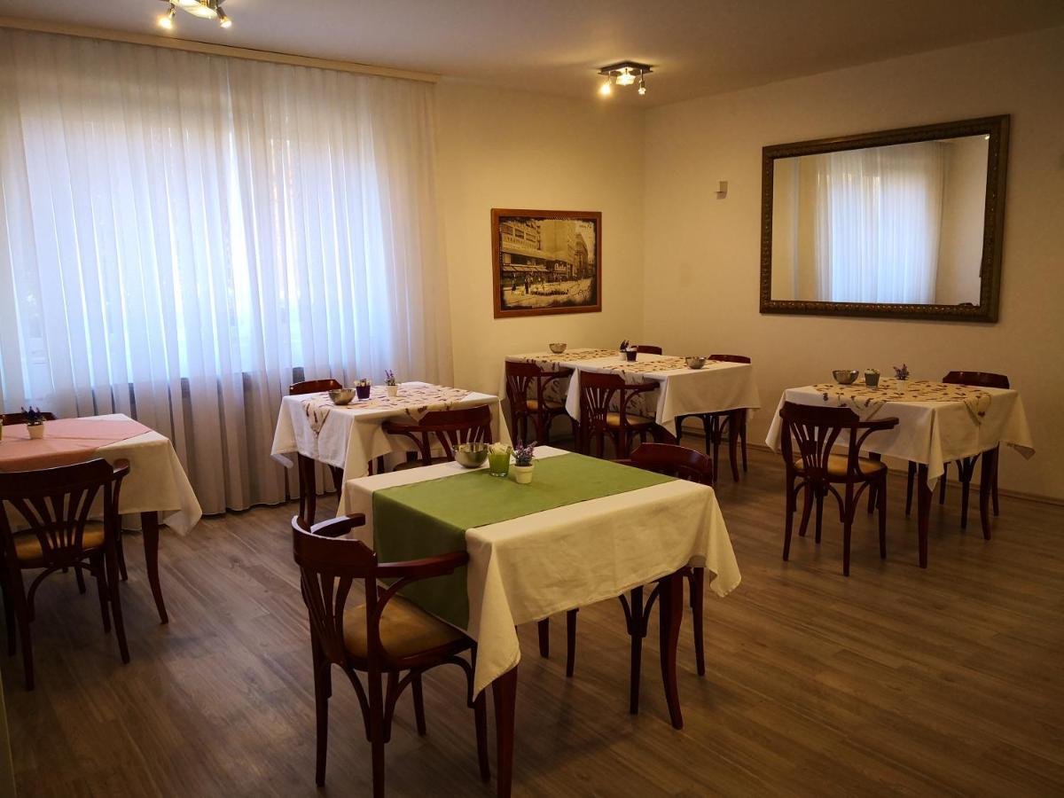 Grand Bells Bed And Breakfast Zagreb Eksteriør billede